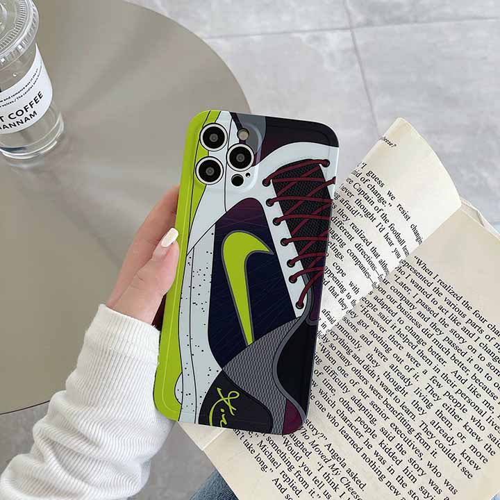 iPhone 11Proケースnike