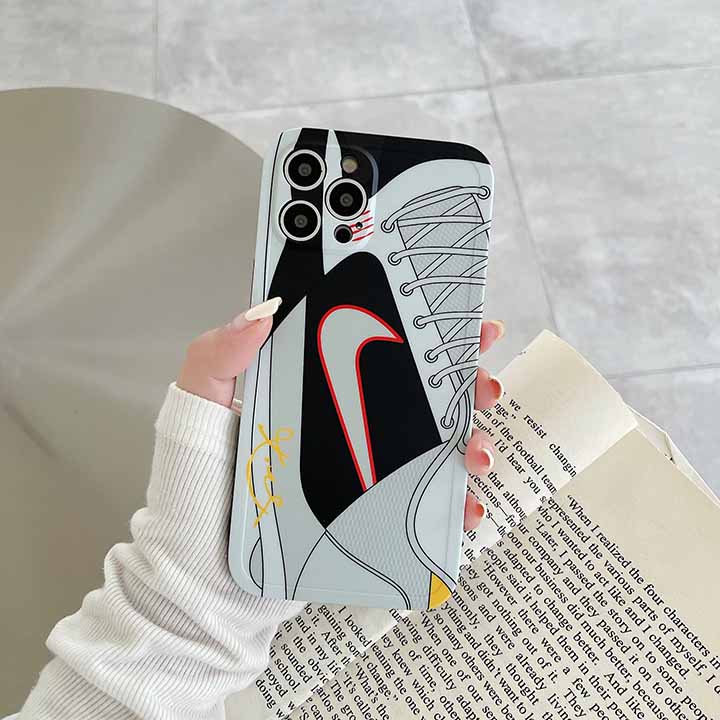 iPhone 11ProカバーシリコンNike