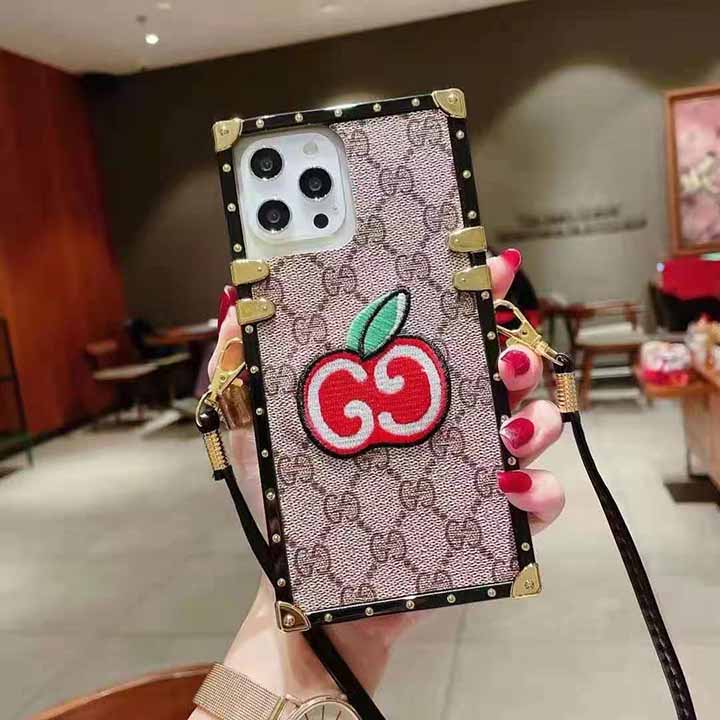 gucci iphone1