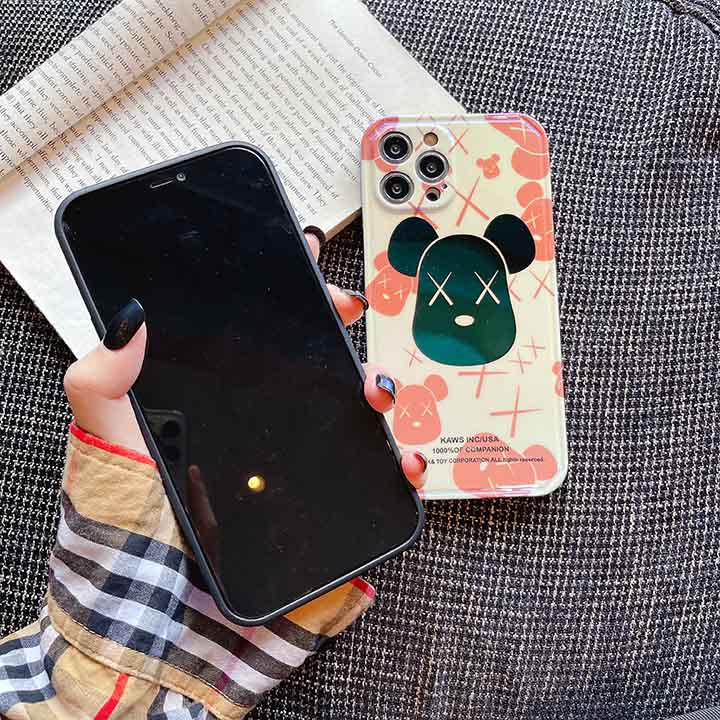 iPhone 11 携帯ケース カウズ 全面保護