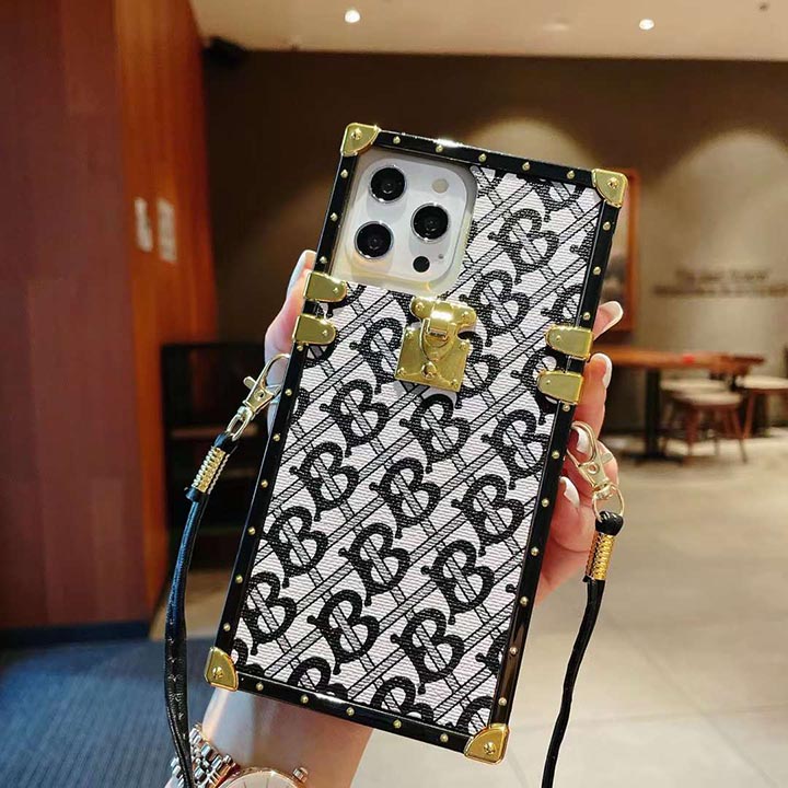 芸能人 burberry iphone16ケース