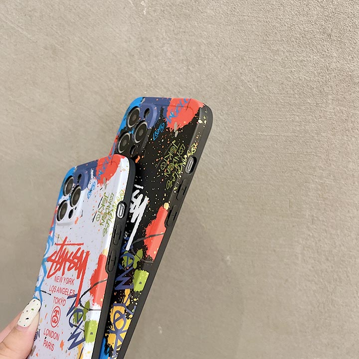 iphone8/8plus欧米風Stussyカバー