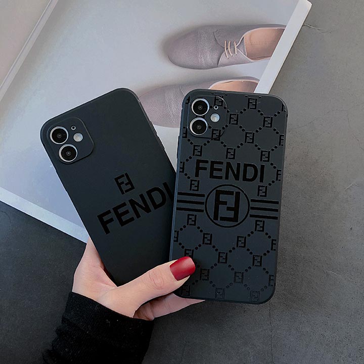 x Fendi