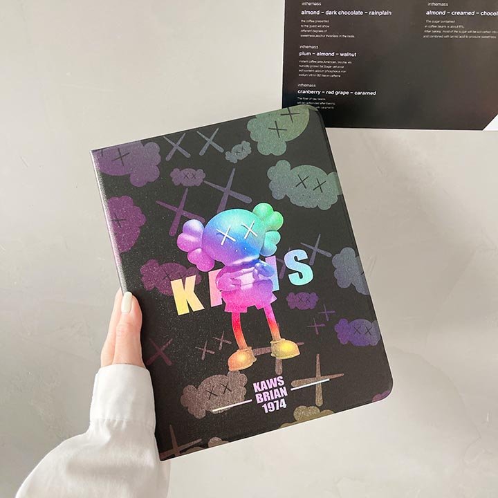 Kaws タブレット