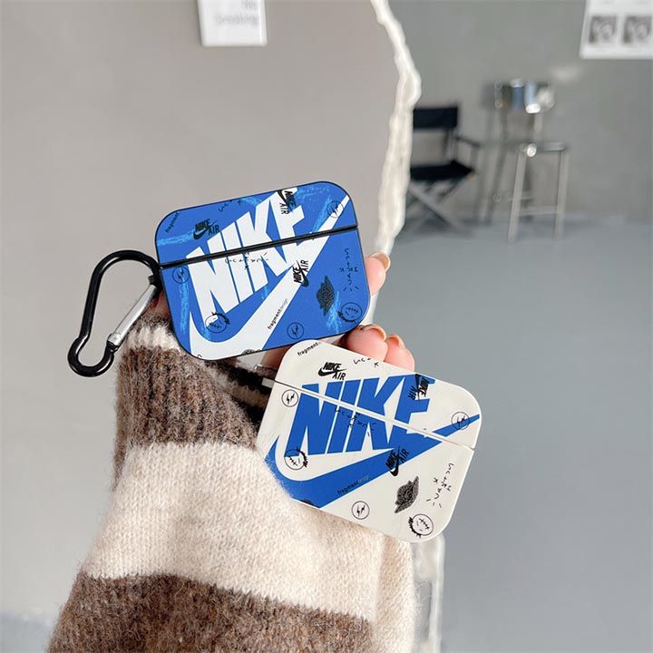 イヤホンケースNike