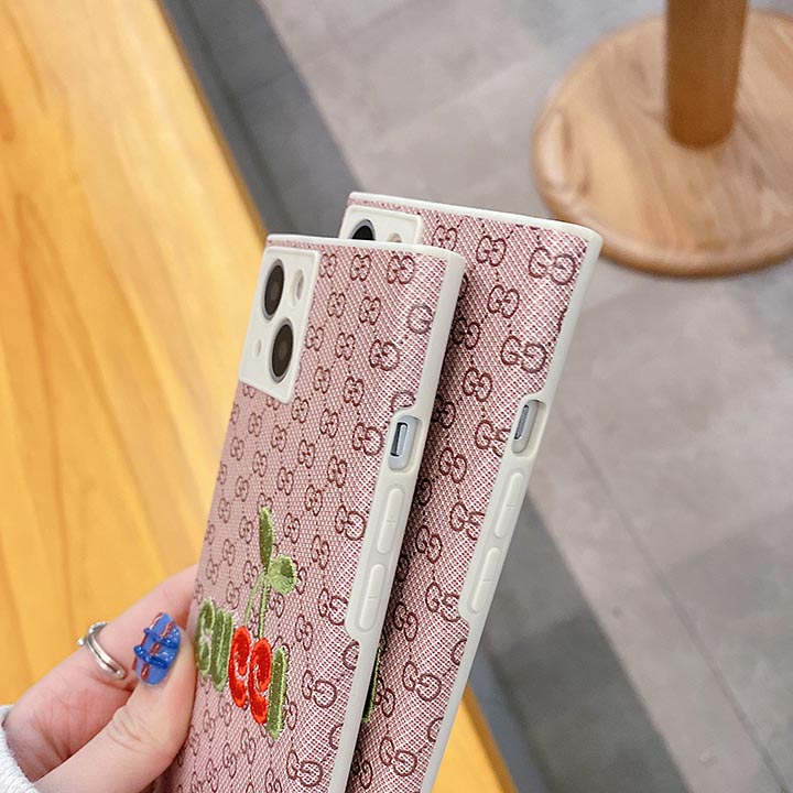 Gucciアイフォン xr/xs/xsmaカバーシンプル風