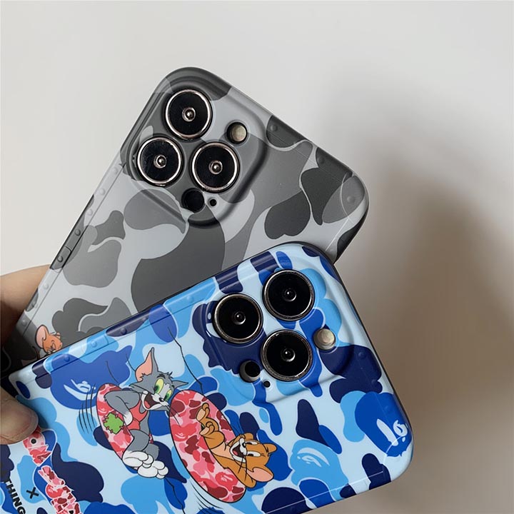 アイフォン 13pro/13promax ア・ベイシング・エイプ ブランド