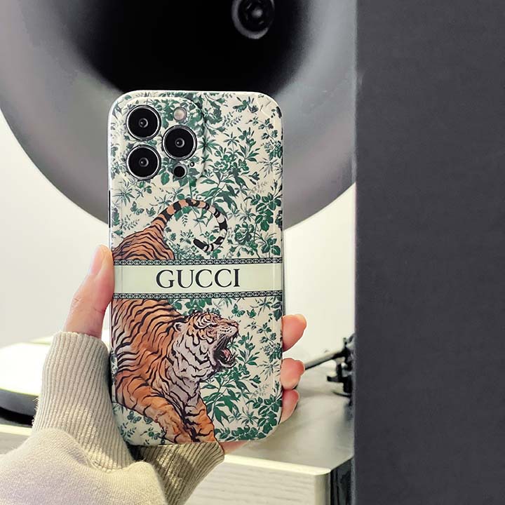 iPhone 13 プロマックス gucci ケース