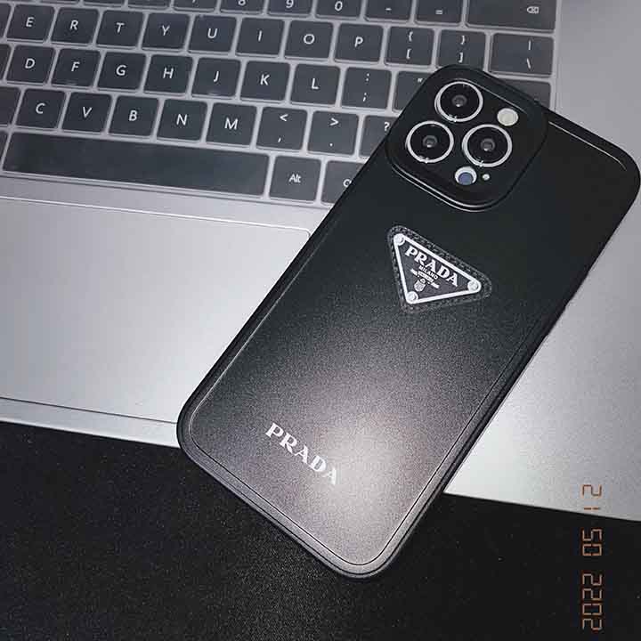 iPhone XSprada 