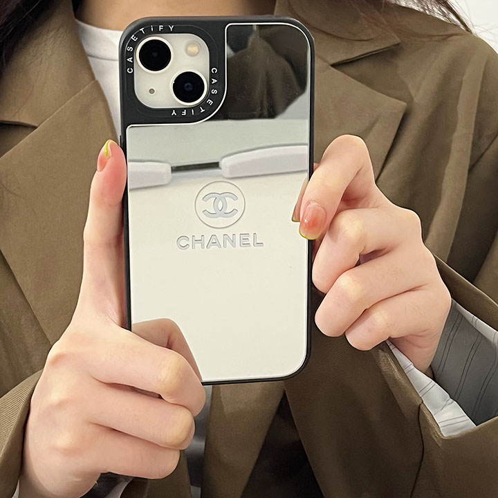 iPhone 13 miniケースchanelシンプル風