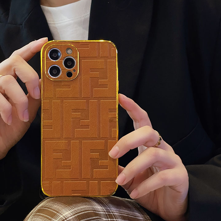 fendi ケース iphone12pro max ロゴ付き