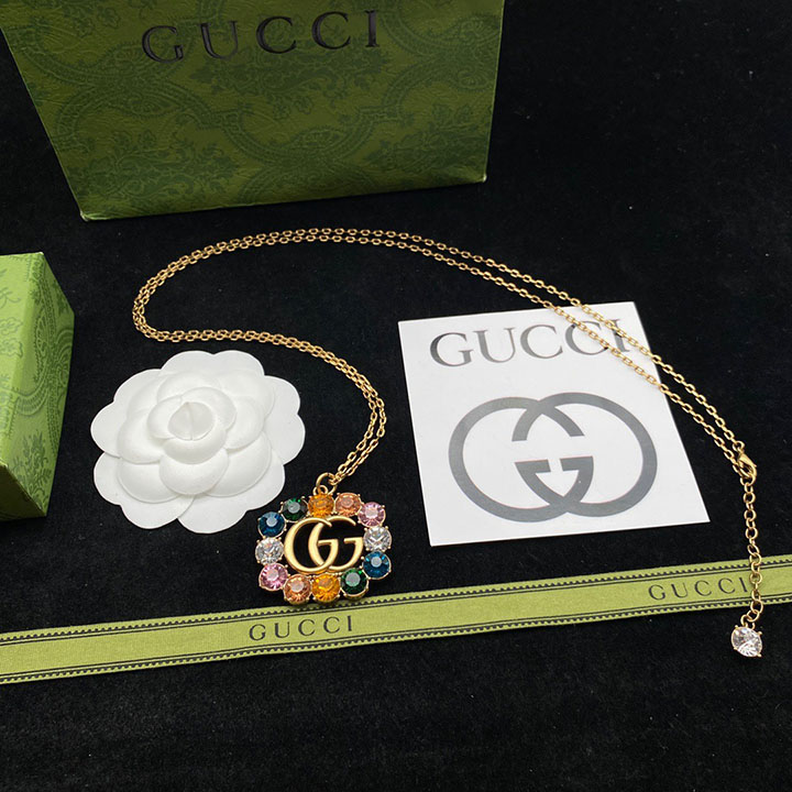 Gucciカジュアル