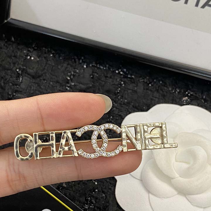 ブローチ バッジ chanel