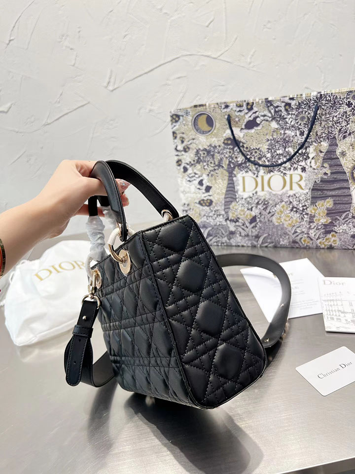 DIOR カナージュ