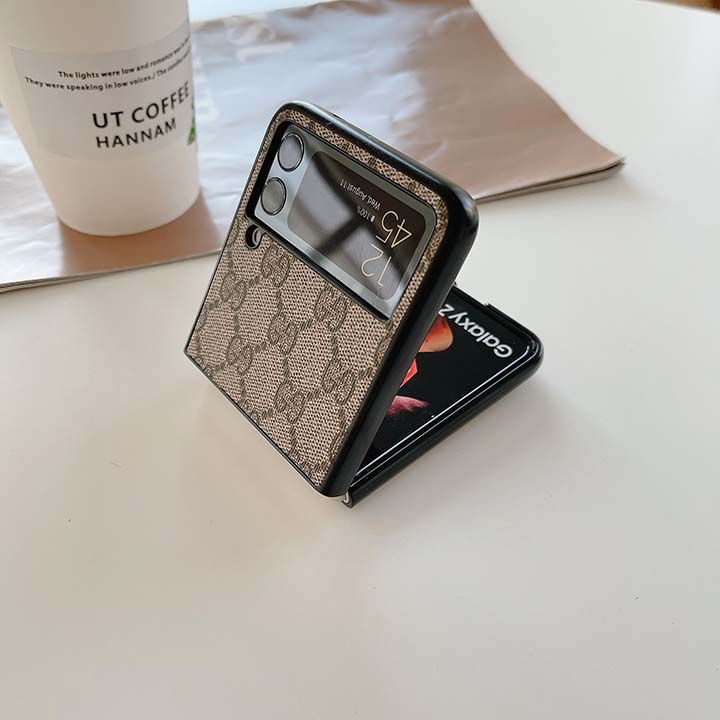 galaxy ZFold3 保護ケース gucci おすすめ