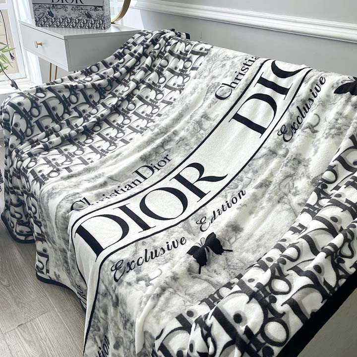 Dior毛布 色移り防止