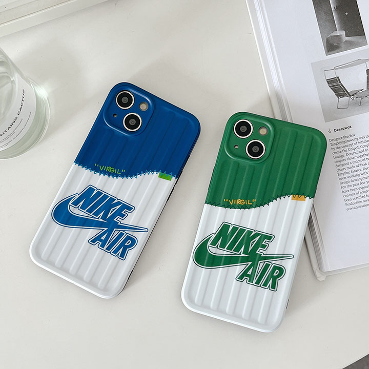 送料無料 iPhone 14Promax Nike スマホケース