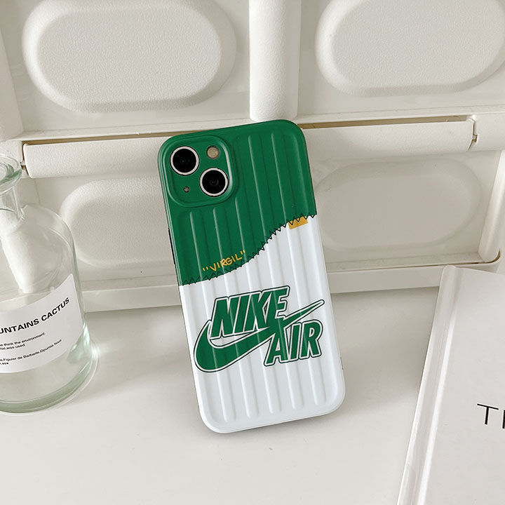 iPhone 14 plus送料無料カバーNike