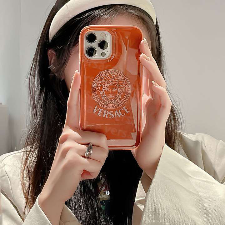 iphone13 pro/13pro max シリコン Versace スマホケース