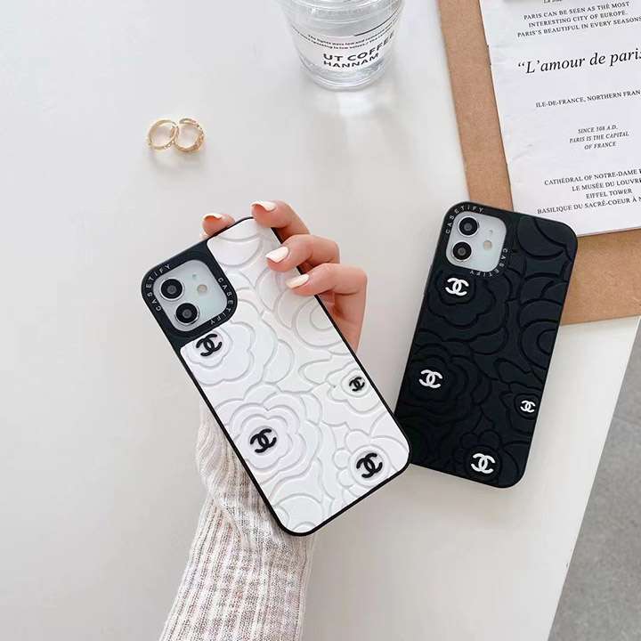 chanel カメリア iphone16ケース