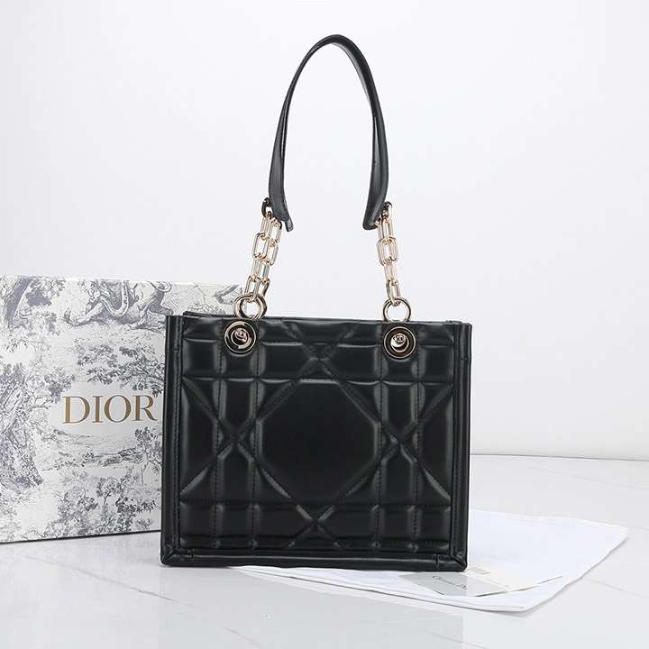 DIOR ESSENTIAL スモールトートバッグ