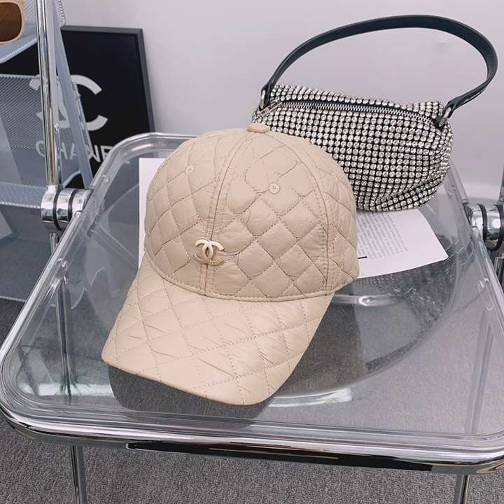 chanel 帽子 日常