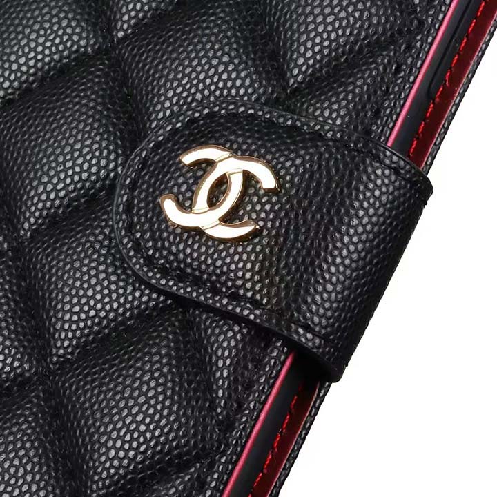 Chanel 金属ロゴ付き iPhone 14スマホケース