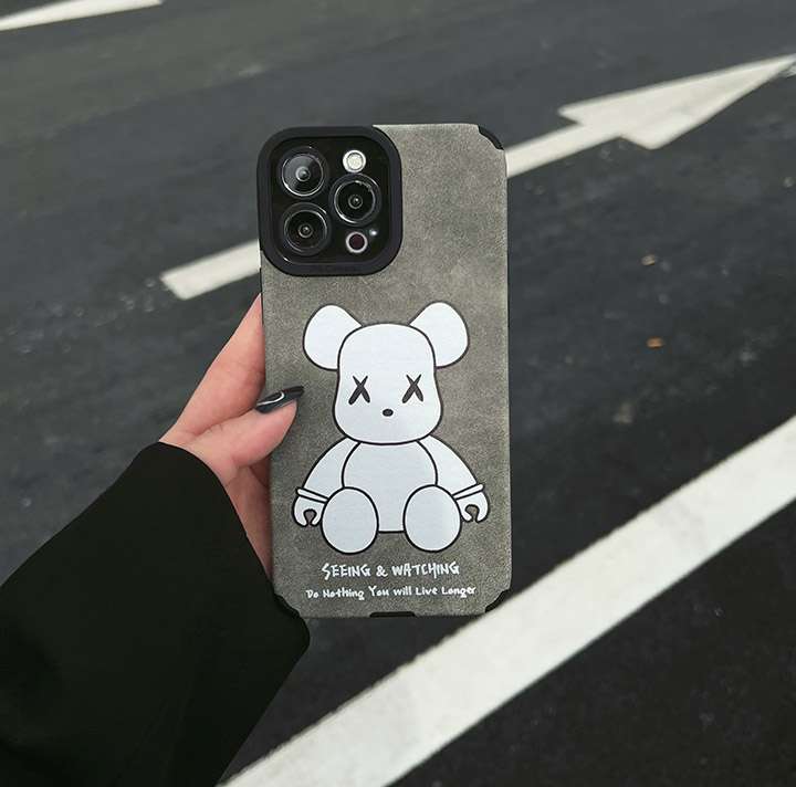 iphone13pro/13promax ソフトゴーム ケース Bearbrick