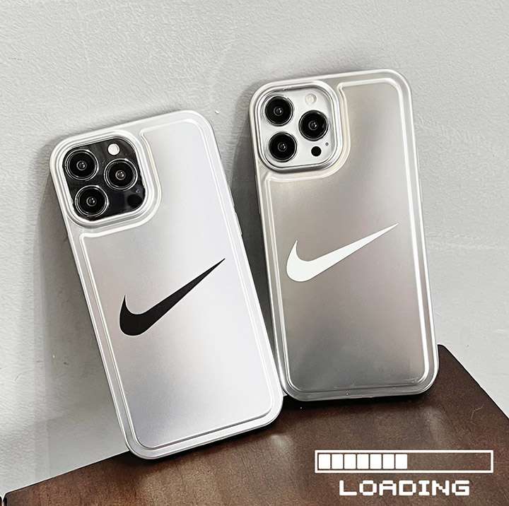 NikeスマホケースiPhone 13 pro max/13proシリコン