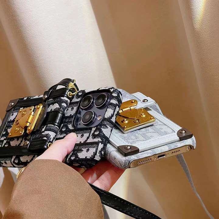 アイフォン 14 plusケースディオールロゴ付き