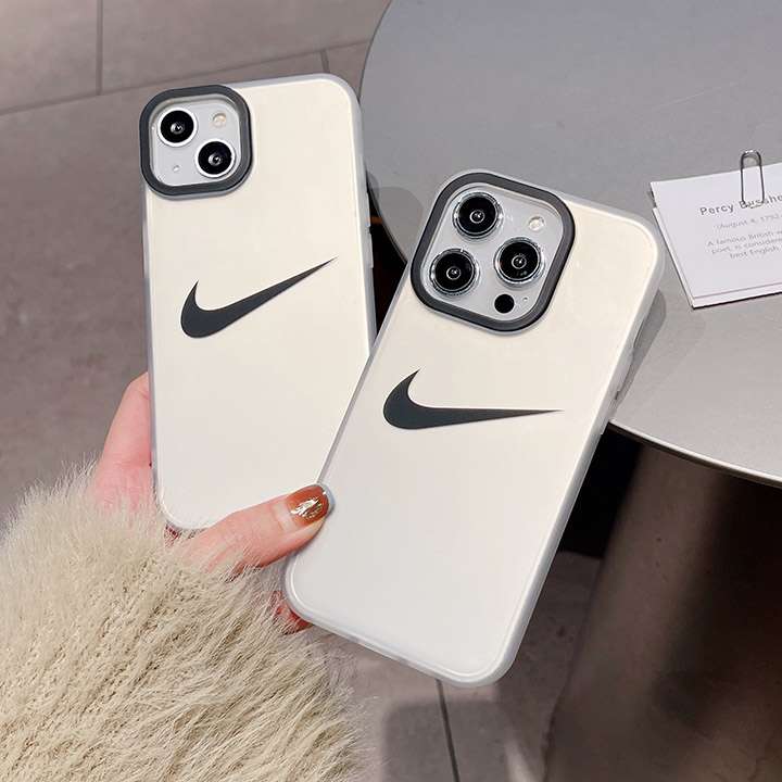 nike iPhone 12pro/12promaxロゴ付きカバー