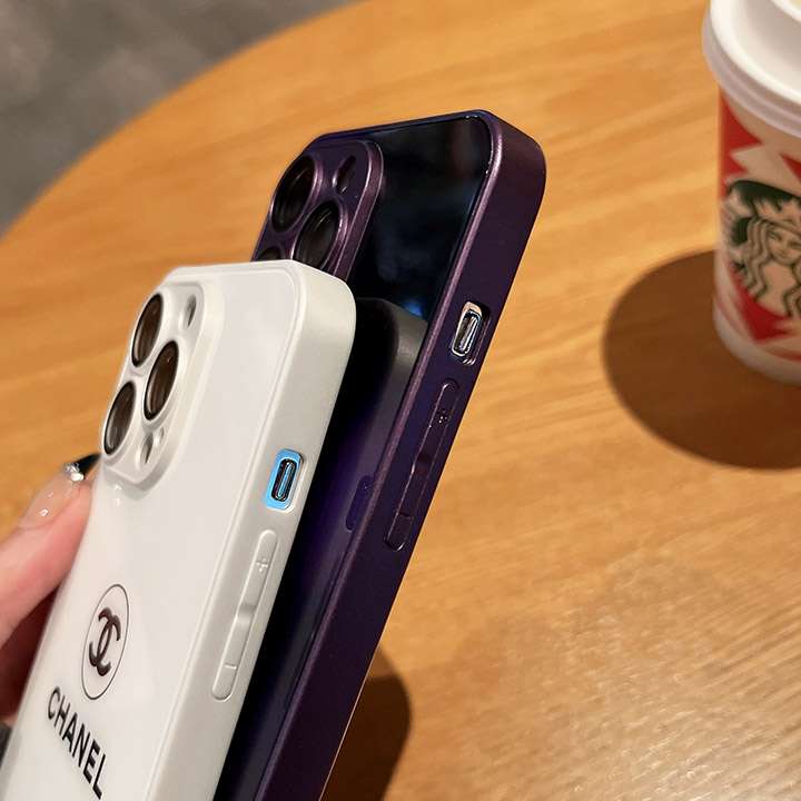 カメラまで保護 シャネル iphone16ケース