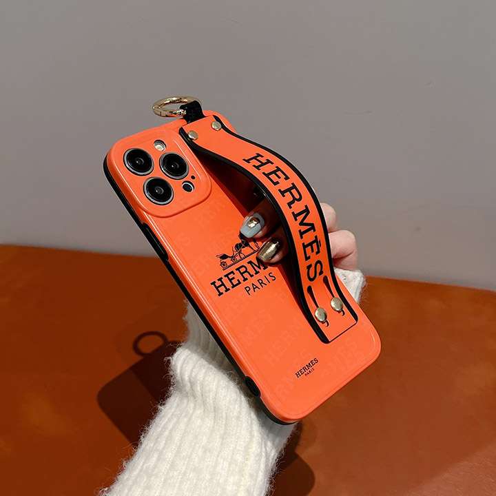 hermes アイフォーン16ケースバンド付き