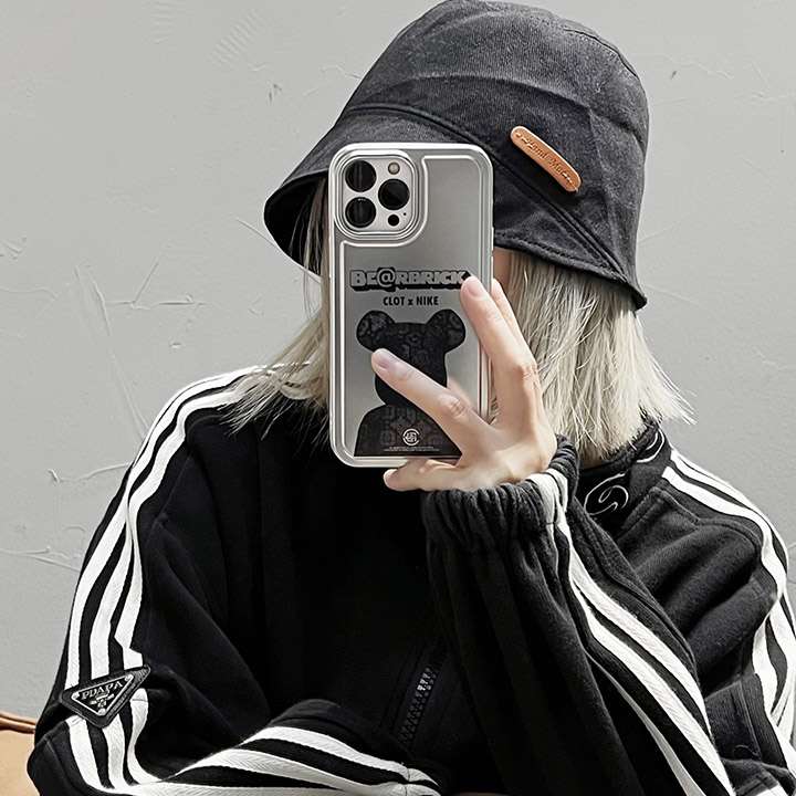 人気スマホケースアイフォン 12pro max Bearbrick
