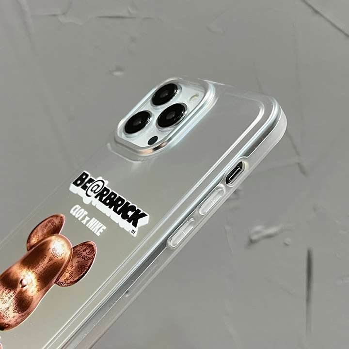 iPhone 14promax ベアブリック 携帯ケース 流行り