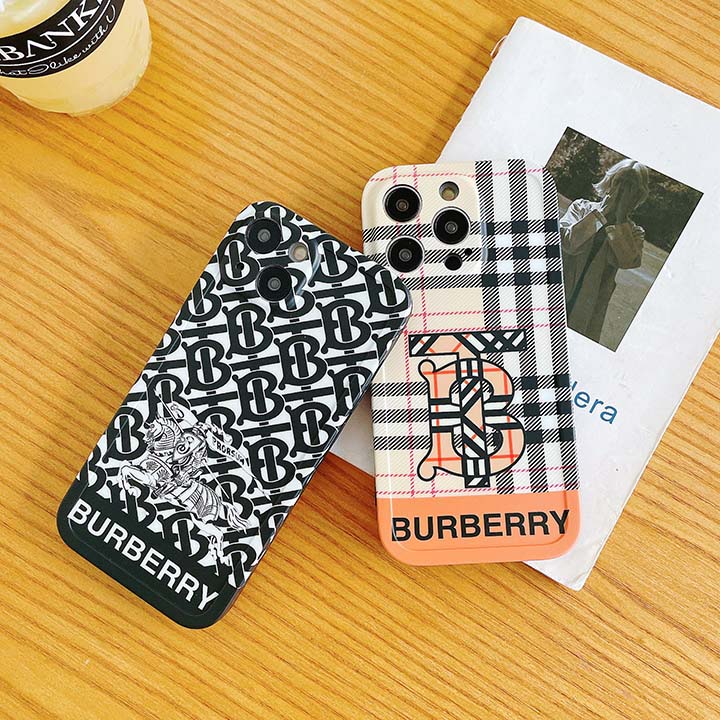 Burberry 保護ケース アイフォーン13