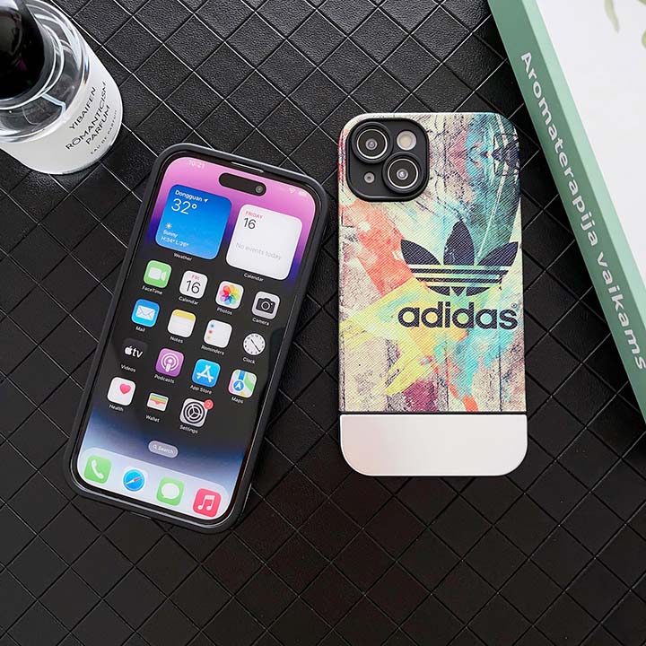 Adidas ケース iphone14 ブランド風