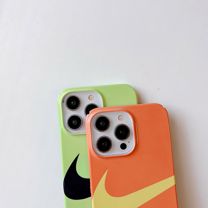 nike ロゴ付き アイフォン 13Pro/13 保護ケース