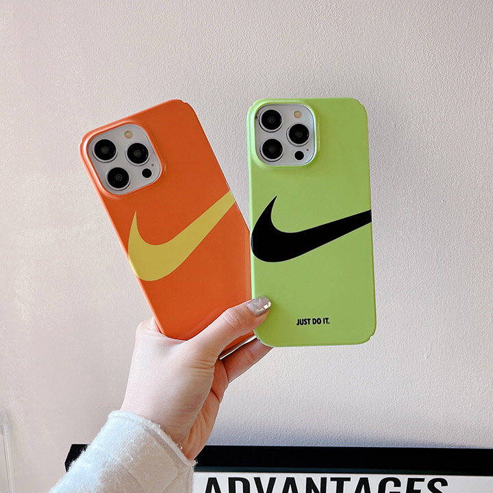 nike ロゴ付き アイフォン 13Pro/13 保護ケース