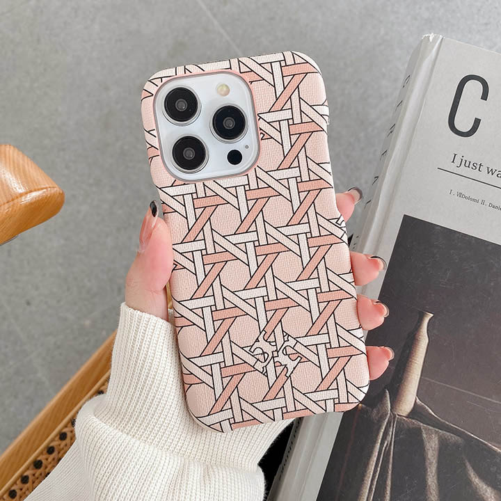 アイホン 15 カバーtory burch