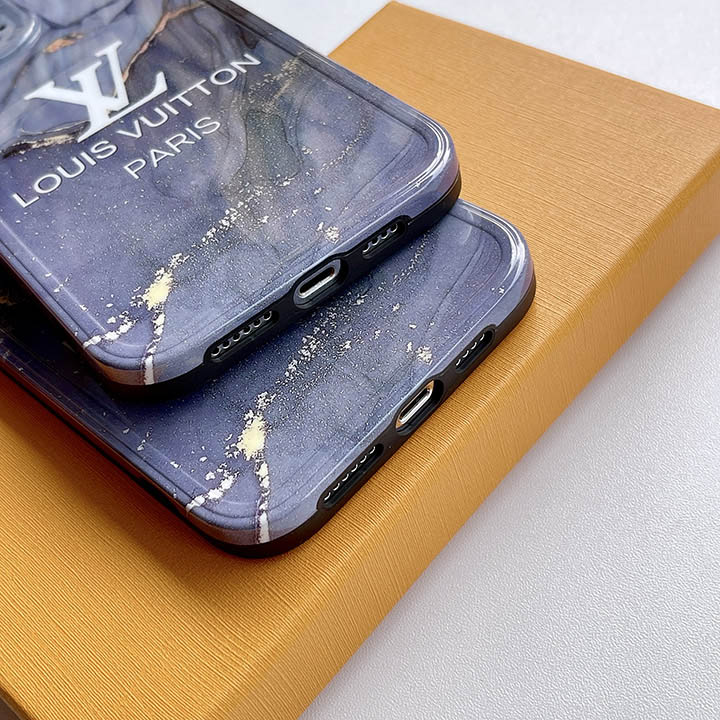 LV 新作の iphone15 proケース