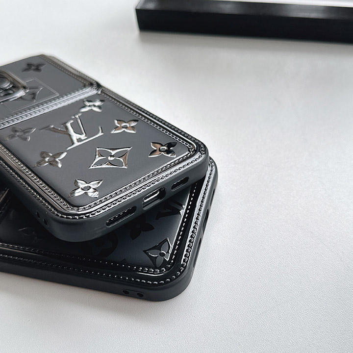 ルイヴィトン iphone15ケース黒