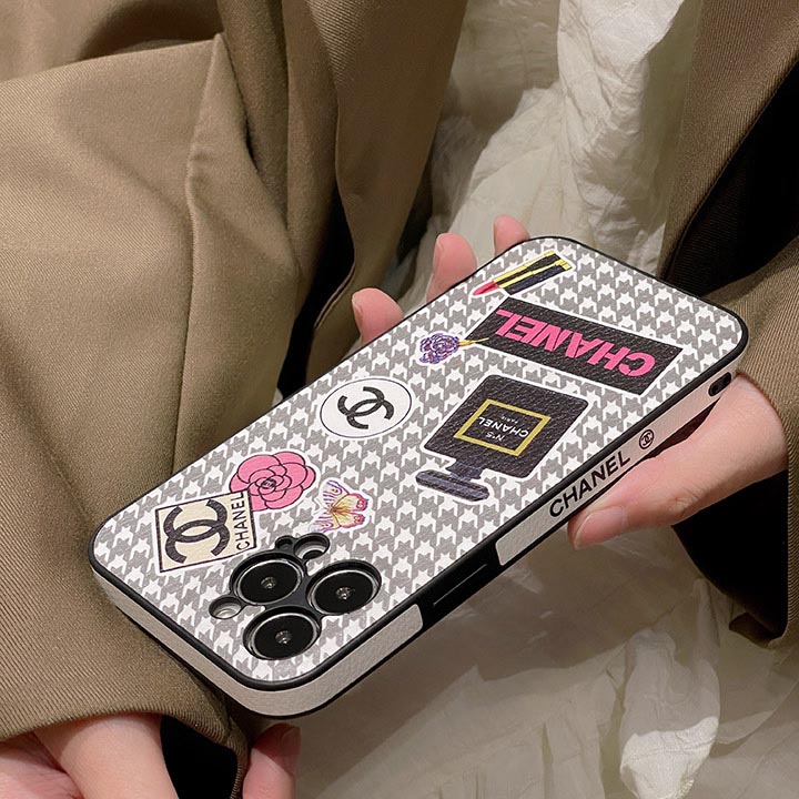 Chanel アイフォン 14 スマホケース