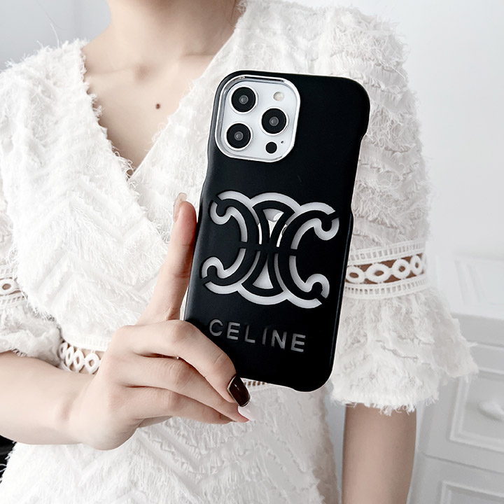 セリーヌ celine 透かし彫り アイフォーン 15pro ケース