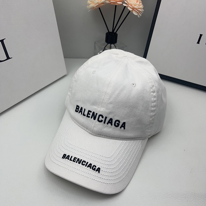 balenciaga ベースボールキャップ 白黒