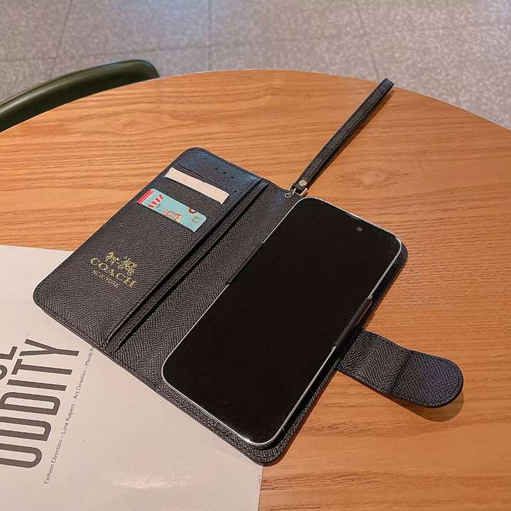 コーチ iphone16eケース 手帳型