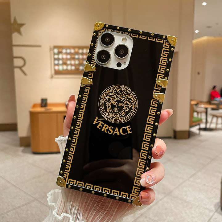 アイフォーン 14 versace ヴェルサーチ カバー