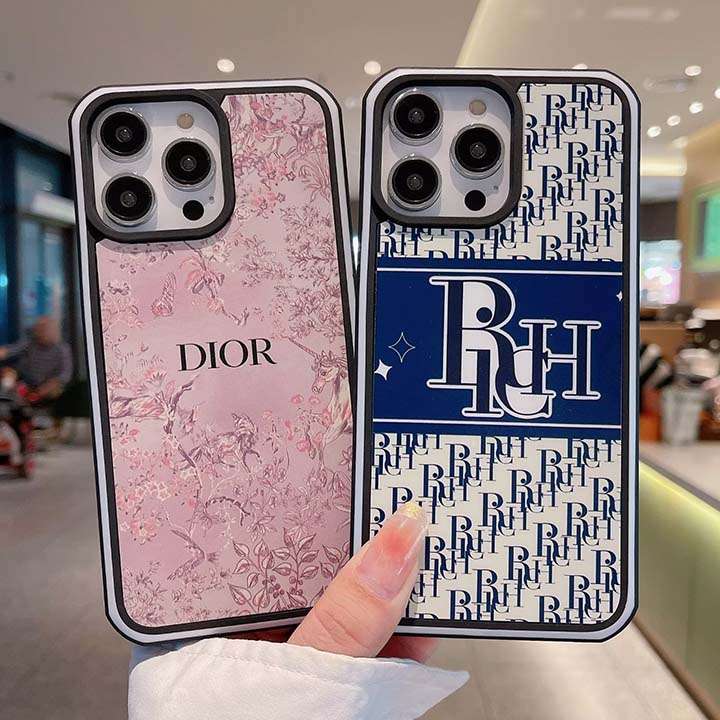 burberry iphone 15携帯ケース チェック柄