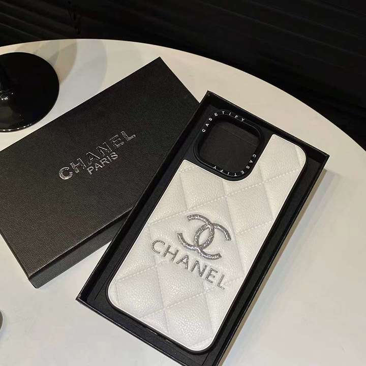 アイフォーン 15pro max chanel シャネル 携帯ケース