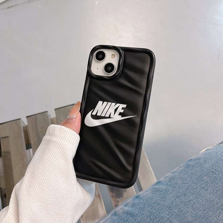 アイフォン 14pro ケースナイキ nike ブランドロゴ